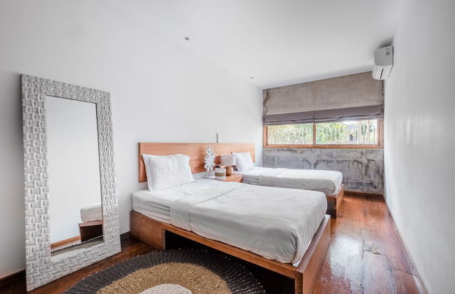 Jimbaran Balangan BeachFront Villa Nakar - Foto 8