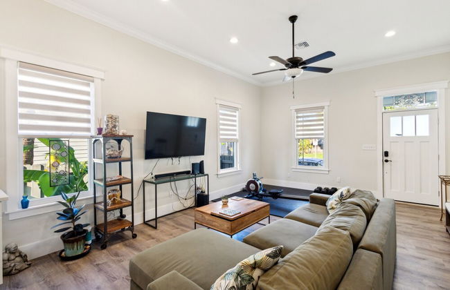 Historic 1918 Tampa Home With Modern Comforts & Charm 2 Bedroom Home by RedAwning - Foto 16