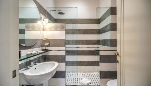 Magia at Colosseum - Foto 5, Shower