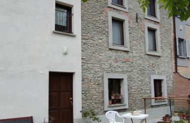 Il cortile dei frutti selvatici - Photo 2