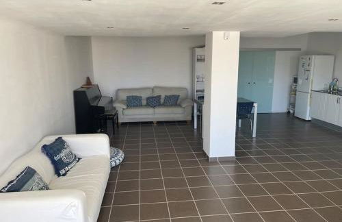 Preciosa casa con piscina - Photo 59