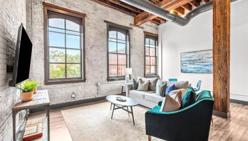 Brick & Bed Riverfront Lofts, PC 104 - Photo 4