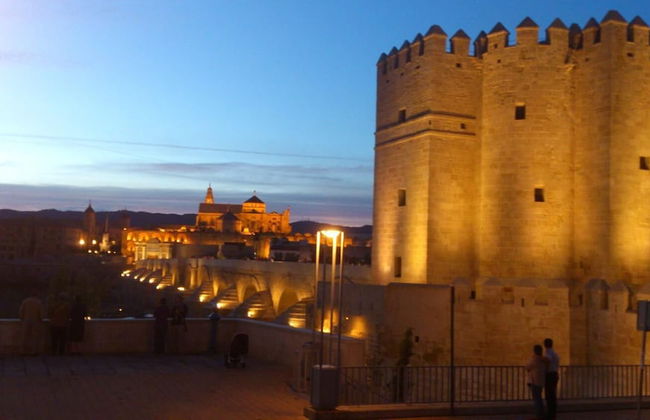 Piso junto al Puente Romano y Mezquita con cochera - Foto 10