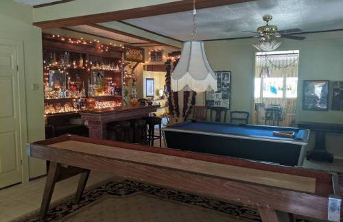 1870s Stained Glass Nostalgia - Foto 42