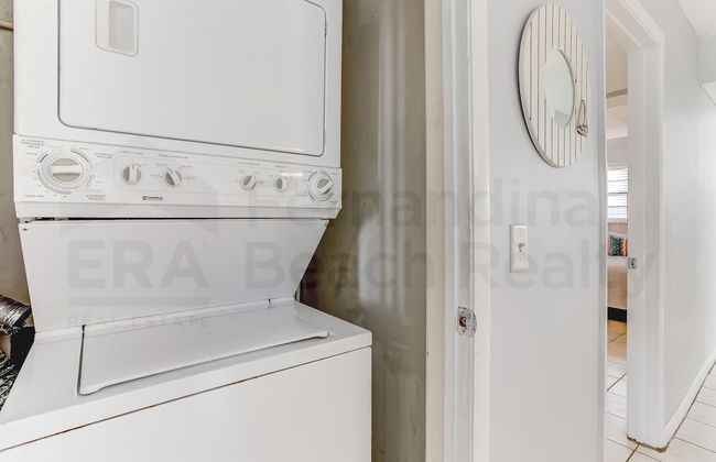 Spacious Oceanfront Condo, Easy Access to Private Fishing Pier by RedAwning - Foto 28