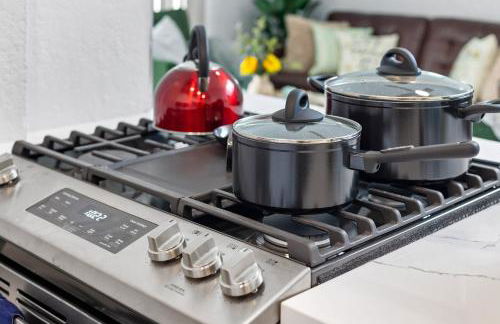 Endless Sunset- Near Beach Surf and Pet Friendly - Photo 12