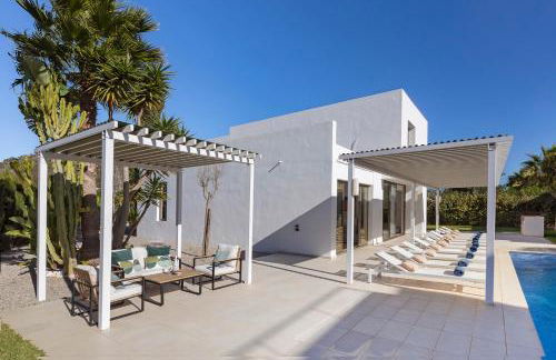 Villa Near Ibiza Town sleeps 10 - Foto 13