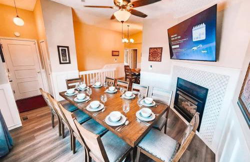 Pet Friendly/3 King Beds/Mins to Airport - Foto 1