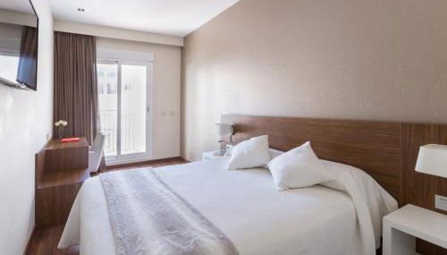 Center City Flats - Photo 4