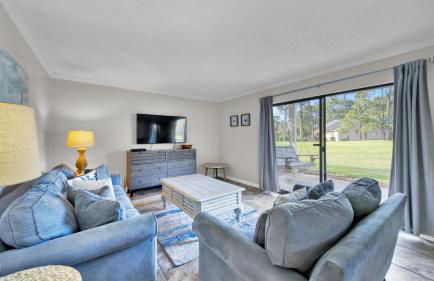 Cozy renovated ground floor unit - Golf Villa - on the Golf Course - Photo 1