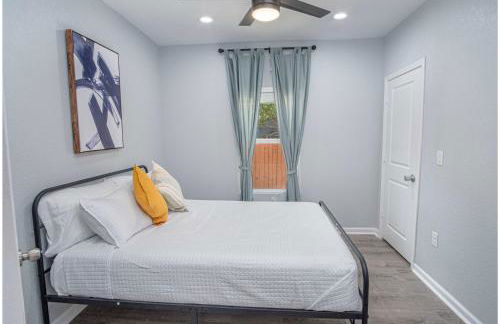 Newly Remodeled 4BR 2BA Near Amazing Downtown - Foto 42