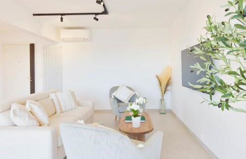 Luxury 1-Br apartment sea view parking - Foto 7