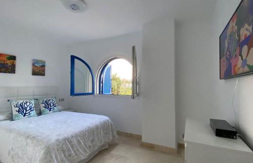 Sabinillas Beachside & Summer Pool 3BR - Photo 15