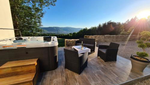 Gîte confortable avec SPA privé et confort moderne - Foto 2, Garden, Garden view