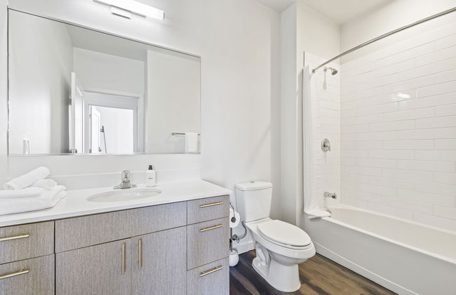 Placemakr Marymount Ballston - Photo 60