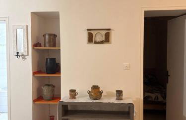 Ground-Floor Apartment With private Garden - Foto 17