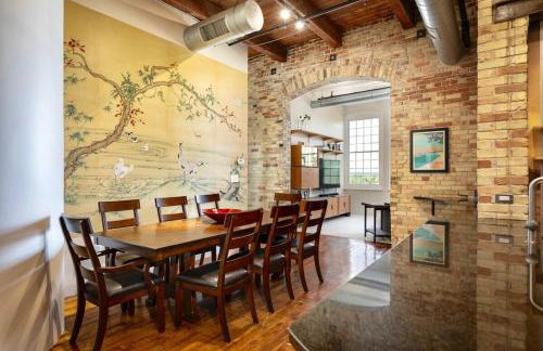 Top of The Peak: Downtown Gem! Steps to Beach - Foto 2