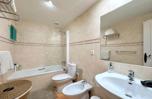 Modern 2 Bedroom Apartment in Marbella - Foto 20