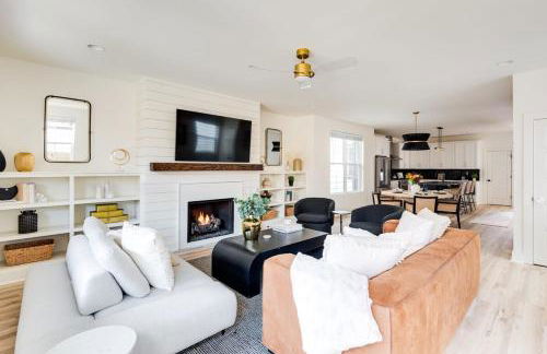 The Ashland House - Stylish Design, Backyard Oasis - Foto 1