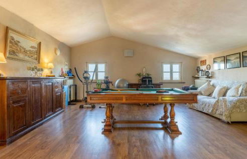 Stunning Home In Capannori With Jacuzzi - Foto 12