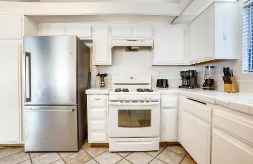 Home 8 Mi to Dtwn Riverside Families Welcome! - Foto 2