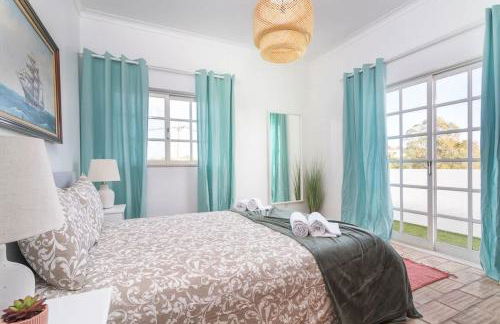 Spacious Villa Swimming Pool by HostWise - Foto 21