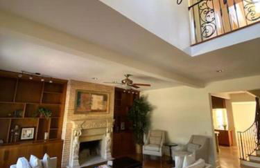 The Gator Manor – 6 Bedrooms Walk to UF / Stadium - Foto 22