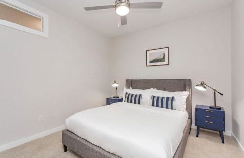 CozySuites Music Row Spacious 2BR free parking 25 - Foto 8
