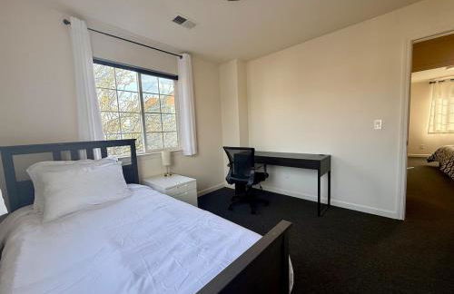 Cozy 4bed home close to everything around SF - Foto 24