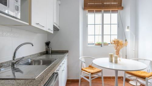 Casa 1928 Plaza de España H3 - Photo 5