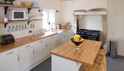 Morton House Holiday Let Yorkshire Dales - One property 4 brm Farmhouse, 3brm Stable Block Sleeps 2-16 - Foto 3