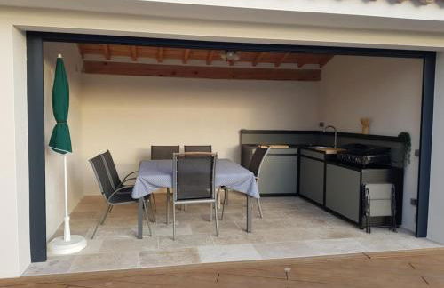 Provence, Uzès, villa climatisée 8 pers avec piscine privée - Photo 14