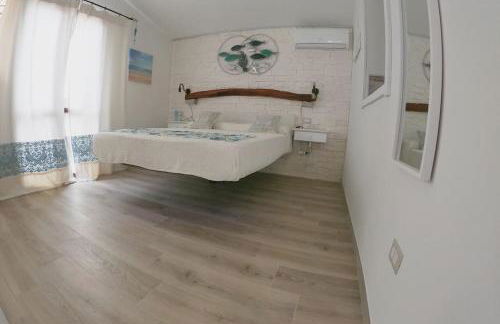 Oasi del Relax - Seaside Peaceful Panoramic Terrace in ITALY - new Sardinia apartment 50 mt beach&sea full comfort air conditioning-WiFi-Parking-Privacy - Foto 37