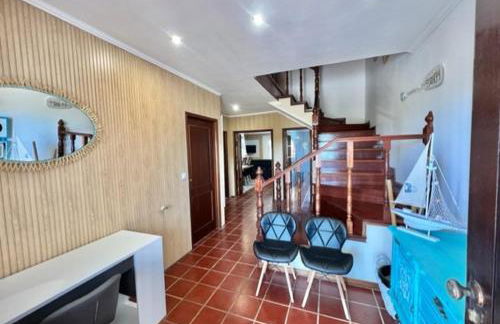 O CANTINHO DA RIA - JACUZZI with water at 35 degrees and POOL - Foto 15