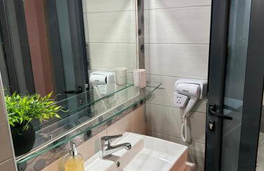 Grey Pearls Apartments - Photo 17