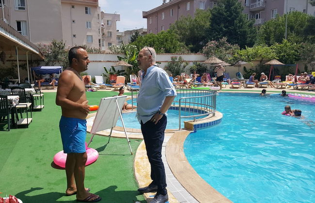 Golden Moon Apart Hotel - Photo 32