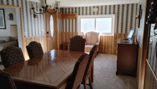 Entire Home - 4 Bedroom - Canandaigua - Steps Off Downtown - Walking distance to Restaurants, Shops, Breweries & Pubs - Foto 5