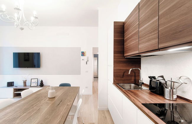 Pleasant Family Apt next to Lake Como - Photo 8