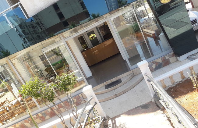 Jasmin Court Apart Otel - Photo 11