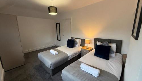 Cromwell-2 Bed Great for Contractors with Drive WiFi - Foto 3, towels, wardrobe