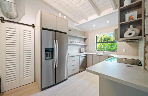 Coconut Grove Mid-Century Jungle Oasis - Foto 4