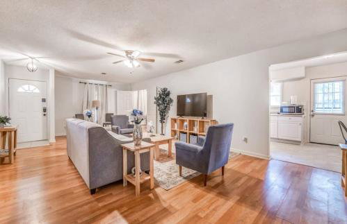 Near Parks & Shopping- Hickory Ridge Hideaway - Foto 16