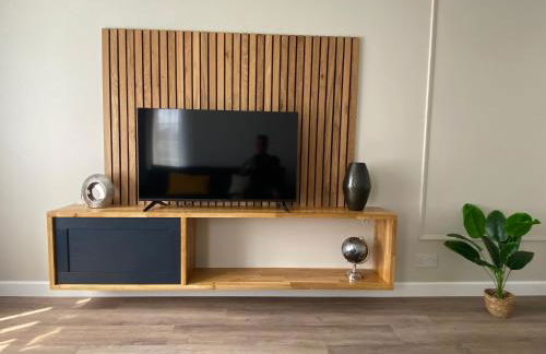 Luxury One Bedroom Apartment in Borehamwood-Free Parking - Foto 28