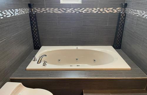 The Miami Tropic Suite - Private Stay with Free Parking in the Heart of Miami - Foto 13