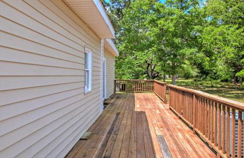 Secluded and Quiet Coastal Home 1 Mile to Boat Ramp - Foto 19