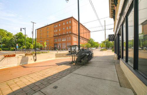 1 Mi to Dtwn Grand Rapids Chic Condo with Balcony! - Foto 31