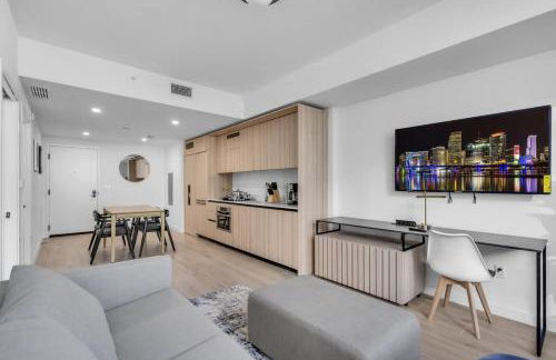 Modern Downtown Condo with Pool Gym BBQ Game Room CoWorking Spaces - Foto 17