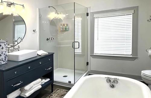 Creole Cottage - 2 Bed, 1 Bath, Pet Friendly with Fee, Walk to Downtown, Grill, Washer & Dryer - Foto 58