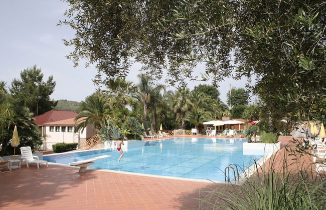 Holiday House with Pool near Sea, Beach, & Caves - Foto 15