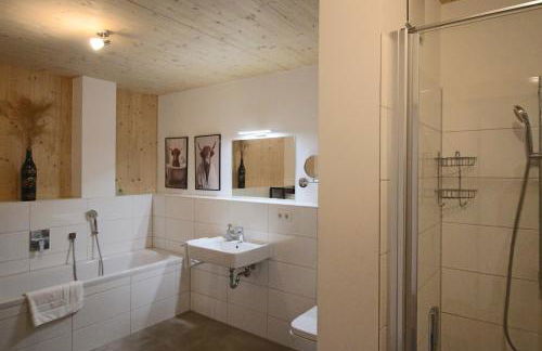 ChiemseeRefugium - Ferienwohnung Berg - Foto 15